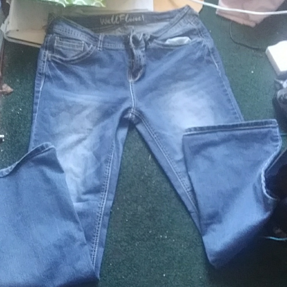 Wallflower size 13 Jeans